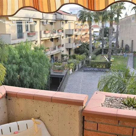 Etna - Taormina Aparthotel *